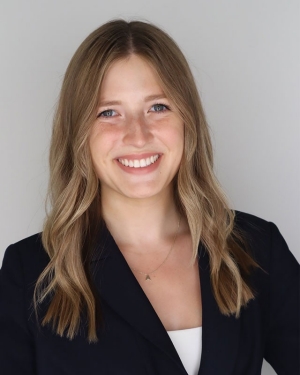 Ava LaSasso headshot