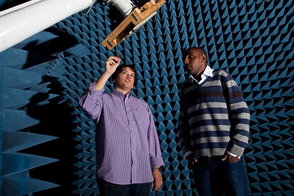 Christopher Thajudeen Christopher Thajudeen works with another student in a Villanova engineering lab.